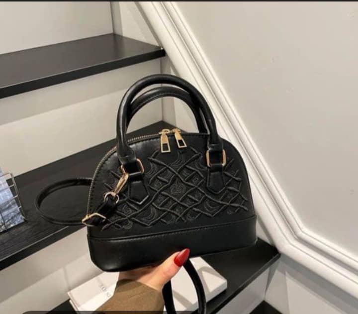 Dome Bag noir GALXBOY motif relief